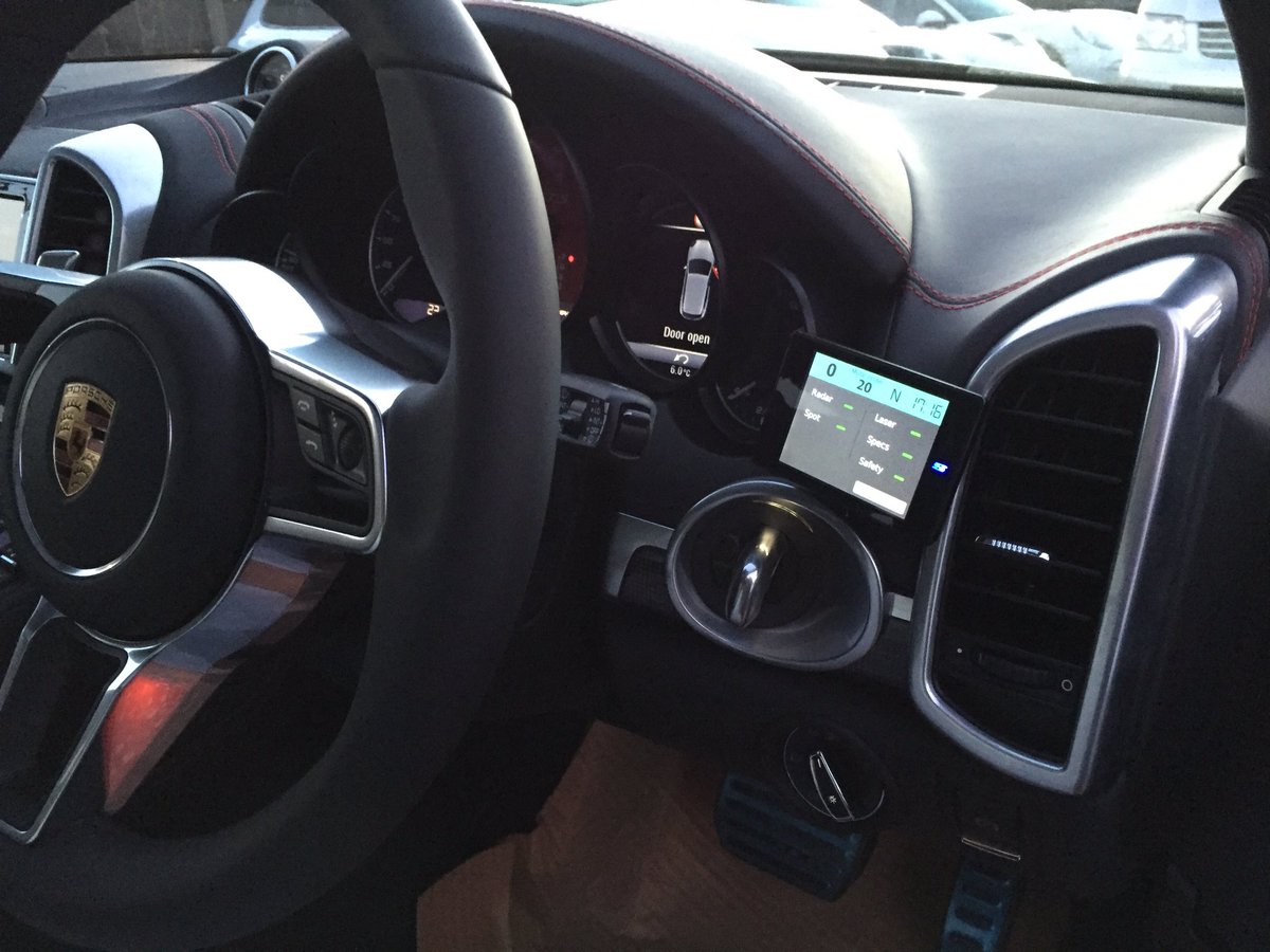 retrofitsol's tweet photo. Porsche Cayenne GTS given some @StingerUK protection today 
#stingervip #Porsche #cayennegts https://t.co/oKawurC5iQ