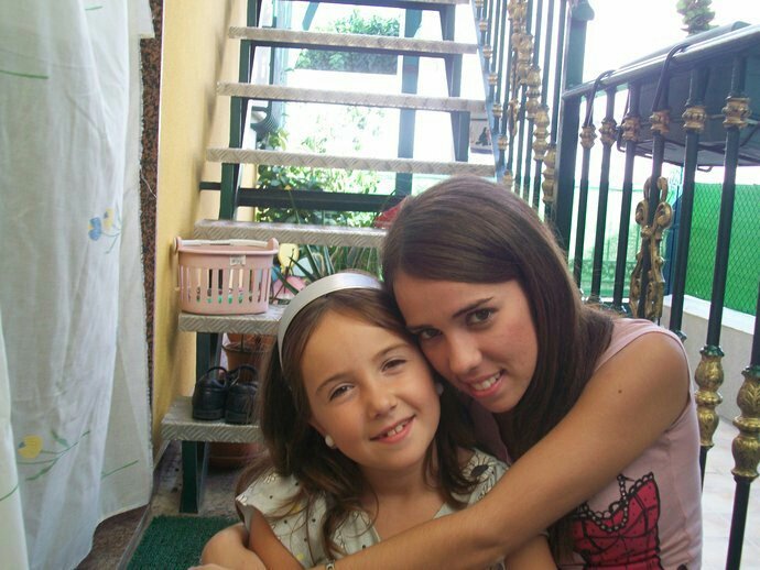 RebecaCervera9's tweet photo. Muchiisimasfelicidades paoo!!!Disfruta de tus 24!Gracias por todo y porser una prima tan especial para mí.TEQUIERO❤ https://t.co/CKZVfKg7kz