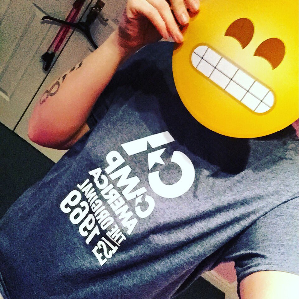 PolePixie_'s tweet photo. @CampAmerica69 soooo excited!! I love my emoji 😁😁😁😁😁 bring on America!!! 🇺🇸🇺🇸🇺🇸🇺🇸 @GreenChimneys #CAselfie https://t.co/50Ttqk6LIn