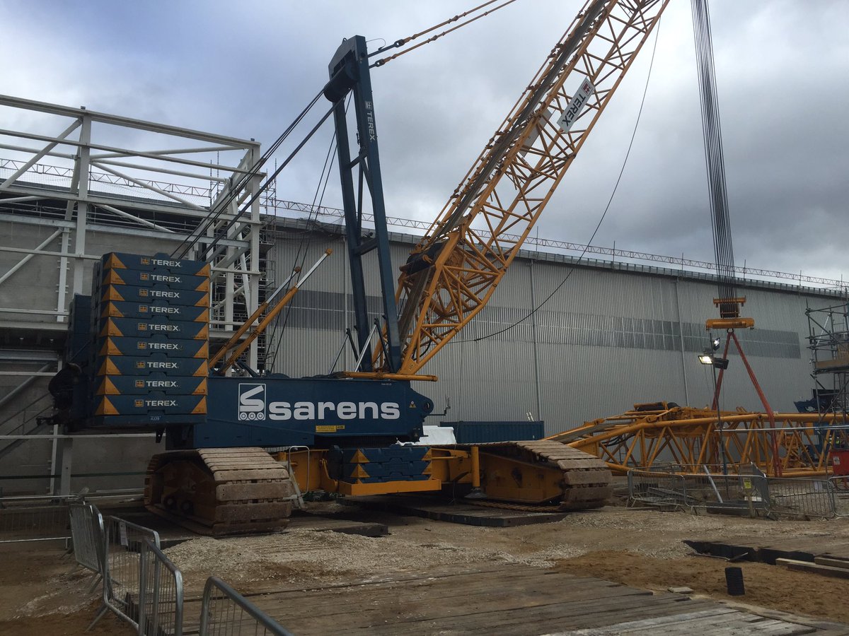 NB_Construction's tweet photo. #bigcrane https://t.co/i23x40ImTJ