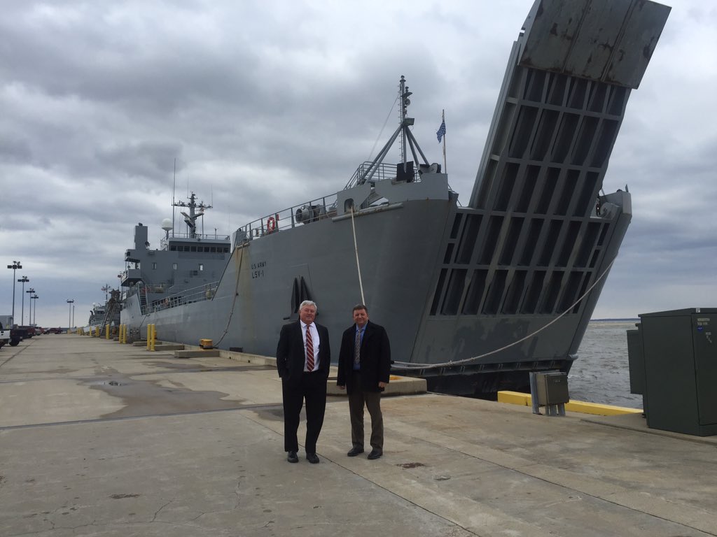 MeadorFTCCSCLTC's tweet photo. Earl Meador &amp; Dennis Epps visit Army Maritime Training Center to discuss ways to bring Army Mariners to Louisiana https://t.co/ACiitc5zd3