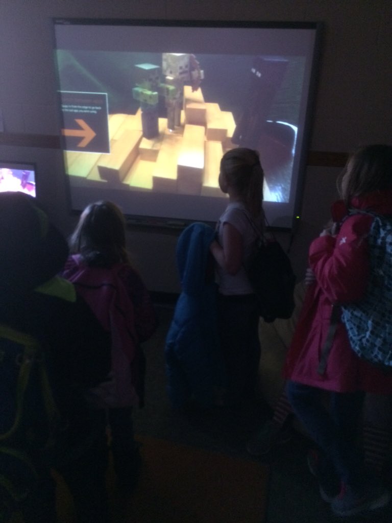 5th_Carlin's tweet photo. End of the day stop motion video via Eli! Inspired after @edcampGlobal session https://t.co/IonvL6fGBd