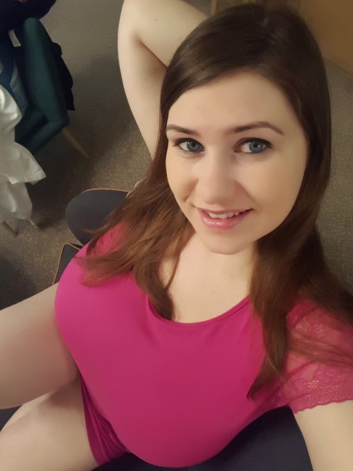 Custom videos HALF PRICE!! Only until 14th. DM ME and book ure naughty video 😈 https://t.co/5Qemvkng<a href="/tag/model"class="tags"><span>#model</span></a><a href="/tag/bikini"class="tags"><span>#bikini</span></a><a href="/tag/curvy"class="tags"><span>#curvy</span></a><a href="/tag/beauty"class="tags"><span>#beauty</span></a><a href="/tag/beachbody"class="tags"><span>#beachbody</span></a><a href="/tag/mirrorselfie"class="tags"><span>#mirrorselfie</span></a>