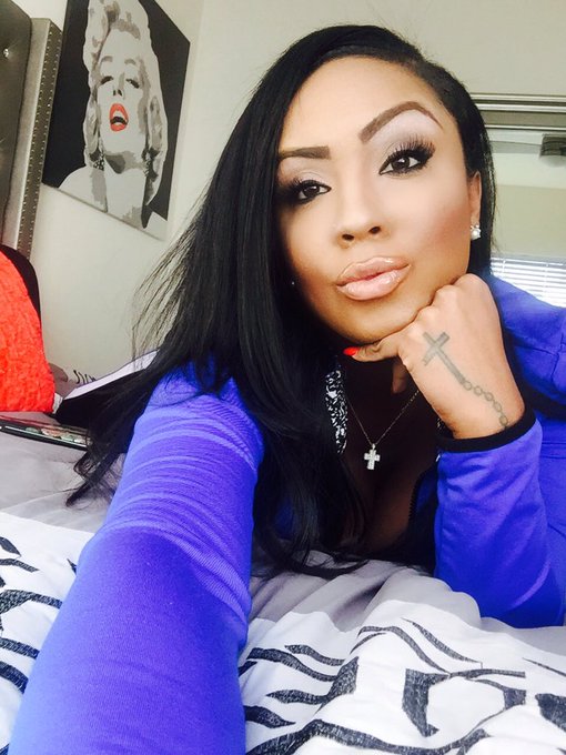 Hi 💋🏡 https://t.co/XDbBug2iFx<a href="/tag/saturdayvibes"class="tags"><span>#saturdayvibes</span></a><a href="/tag/onlyfans"class="tags"><span>#onlyfans</span></a>