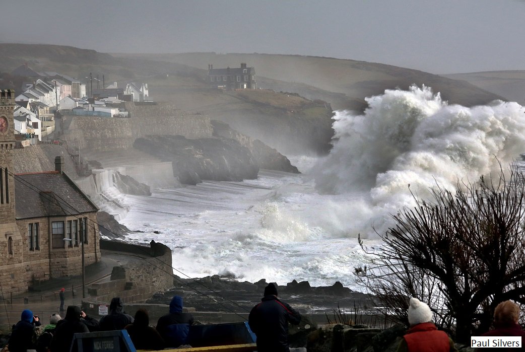 bbcweather's tweet photo. Incredible surf in Porthleven, Cornwall on Monday. Have a pic you'd like to share? https://t.co/QANwUO6GVr Jo https://t.co/heMfGJvn9n