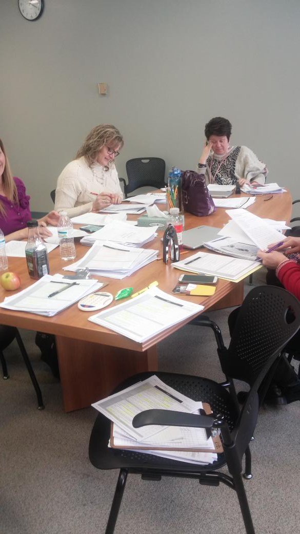 tlkitz's tweet photo. 5th grade teachers reading students opinion essays: Should Girls play on Boys sports teams? https://t.co/BJ3A0h6VIp