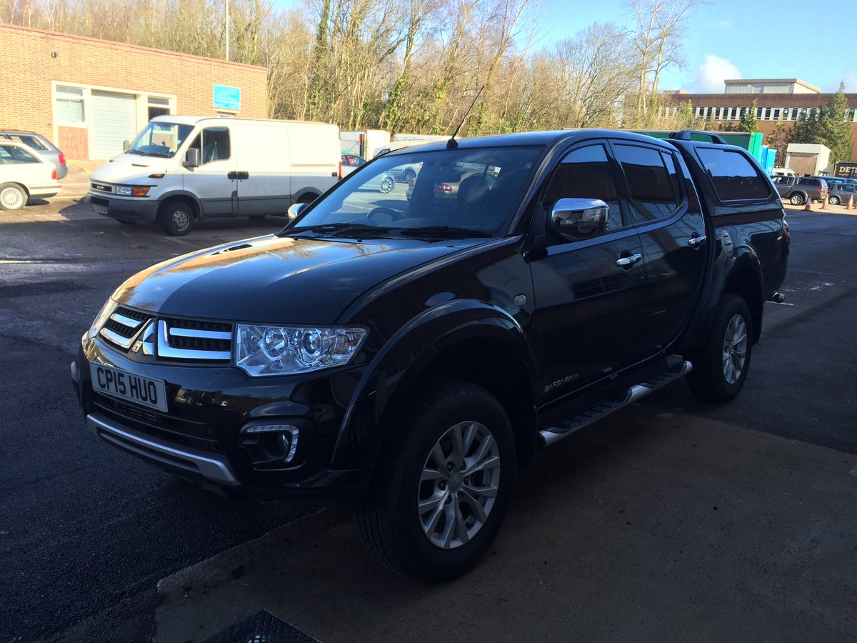 Gavel_Auctions's tweet photo. Some nice Cars, Pick-up's &amp; Vans in the next online auction. Register @ https://t.co/C9vymip8AO #auction https://t.co/cnhISD15Gj