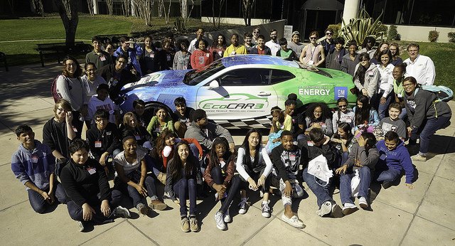 ENERGY's tweet photo. .@EcoCAR3 participants help teach the next generation of engineers → https://t.co/k3294jUbZ4 #STEM https://t.co/SsqhRDlRe6