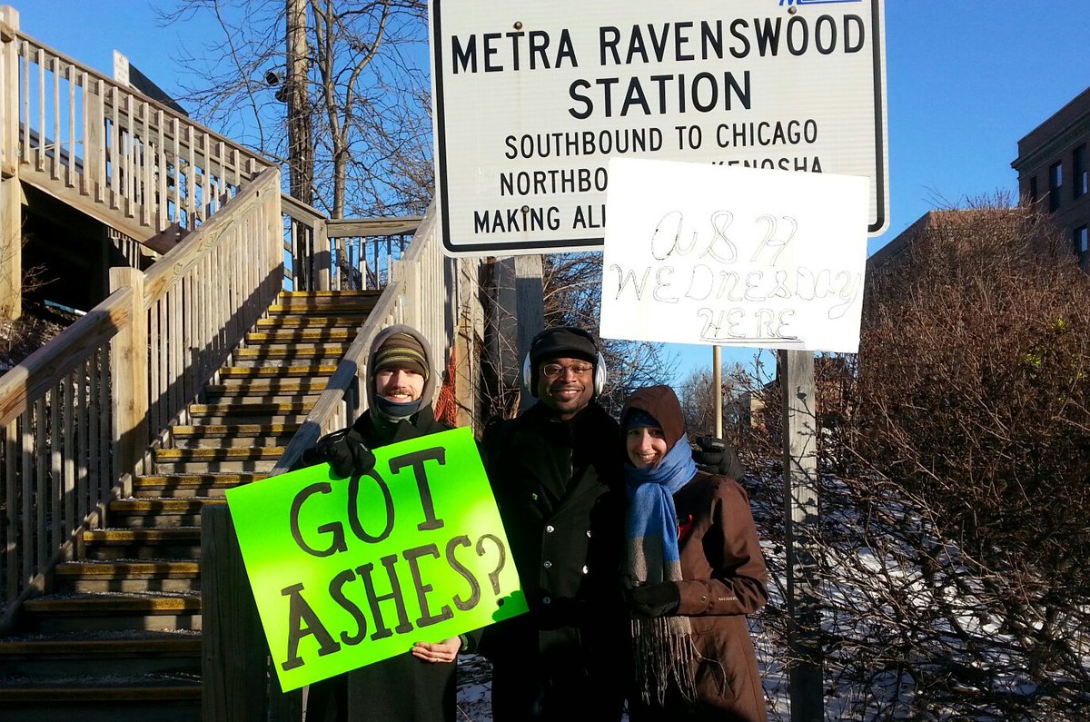 bolonium's tweet photo. No better place to spend #AshWednesday than the #Ravenswood #Metra! #AshMeUVC #GotAshes @uvchurch https://t.co/QuhDzAzJEi