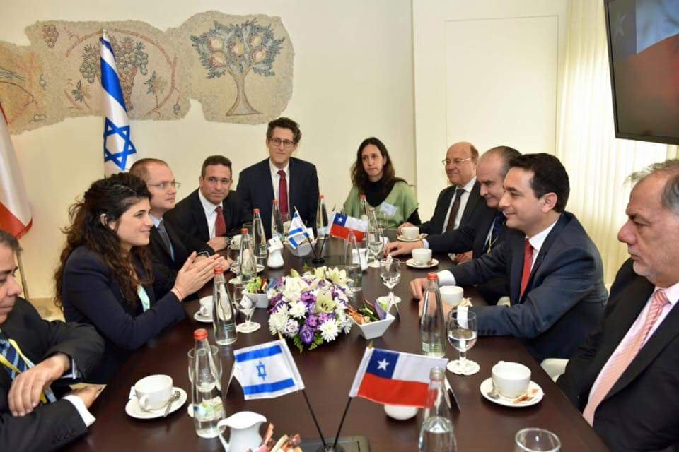ggorodischer's tweet photo. Hoy Diputados @marconunez (PPD) y OAndrade (PS) en Jerusalem,Israel c/  grupo amistad parlamentaria Israelí Chileno https://t.co/nGGucuM5lo
