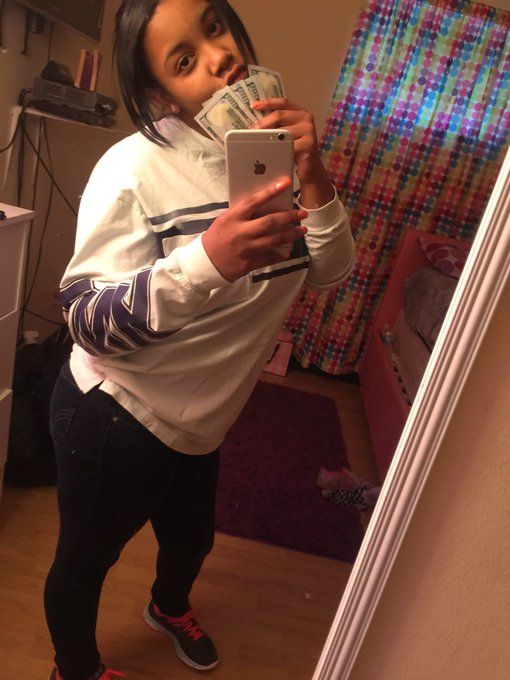 Watch laaaaaay 💦🔥's leaked NSFW photo on TwXstars