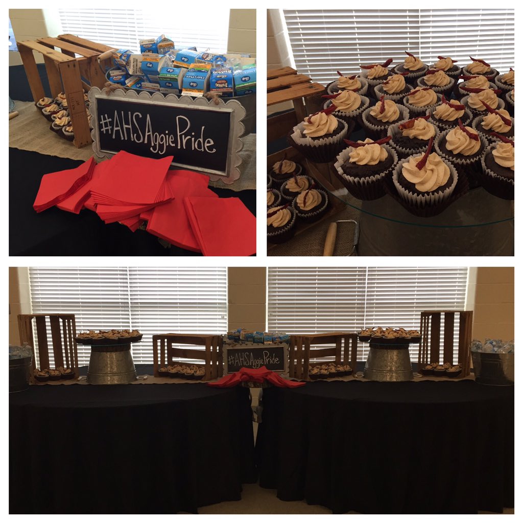 DrDTidwell's tweet photo. The Fighting Aggie Cupcakes from The Chocolate Moose -- served at today's AHS Faculty Meeting! #AHSAggiePride https://t.co/zJ8nNNDGL1