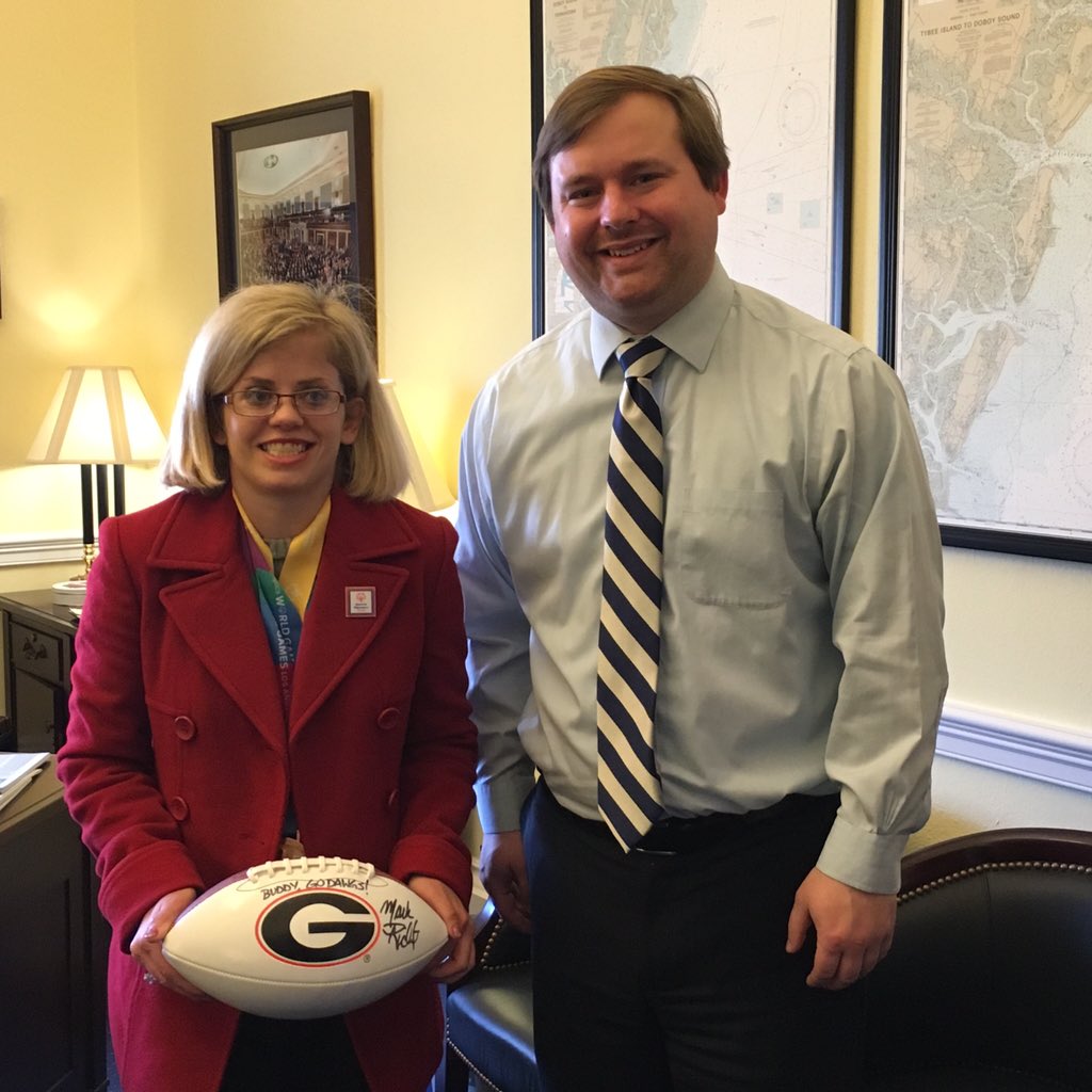 umfactsfirstok's tweet photo. Thx Nick @RepBuddyCarter 4 supporting @SpecialOlympics. Bday girl Julie &amp; Liz were great reps! Go Dawgs! #SOHillDay https://t.co/gnoIpWdX0g