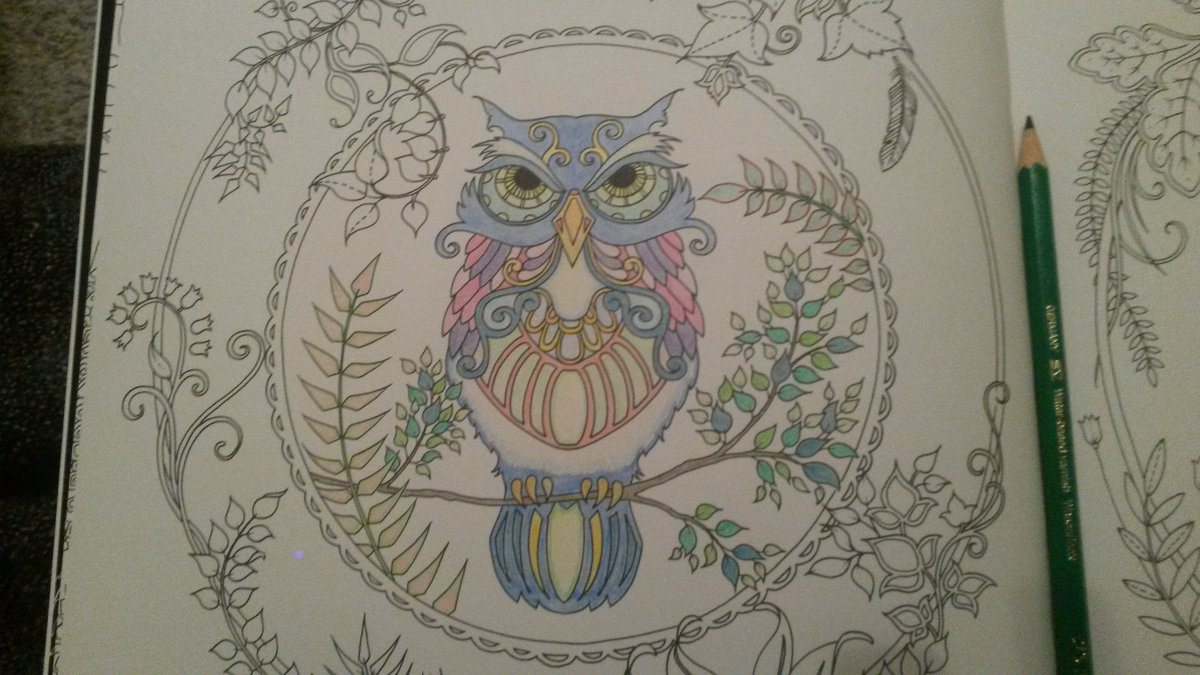 ferrith's tweet photo. Für heute habe ich genug gemalt. :) auch wenn ich gern weiter machen würde, langsam tut mir die Hand weh. #Bild3 https://t.co/qXjxasFfkD