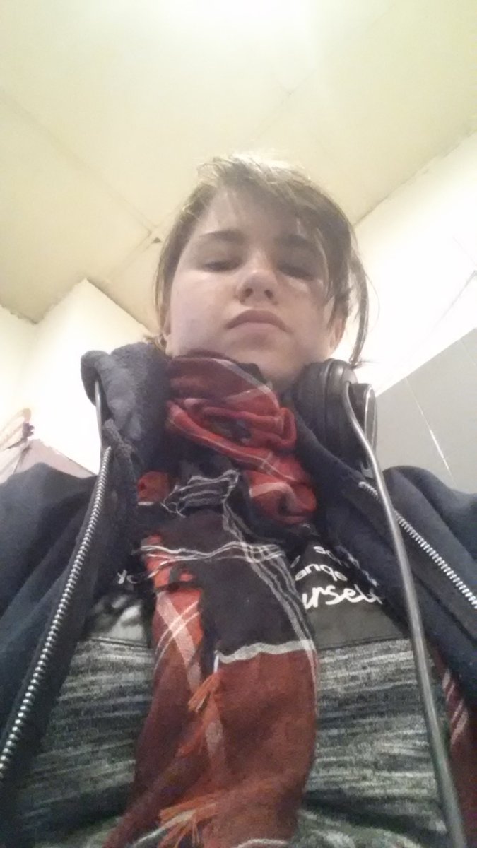 EleaElys's tweet photo. #ViréeSoloSartene

Et Sartene, quand c'est désert, et qu'on a une bonne musique, c'est bien.

#AWindowtoThePast https://t.co/W1RzMDnNh1
