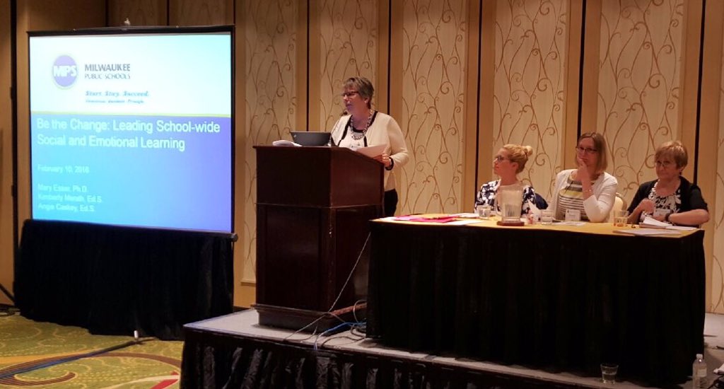 JoanDuffell's tweet image. Thrilled to moderate such an important discussion alongside @MilwaukeeMPS. #NASP16 #SEL #EmpathyEmpowers