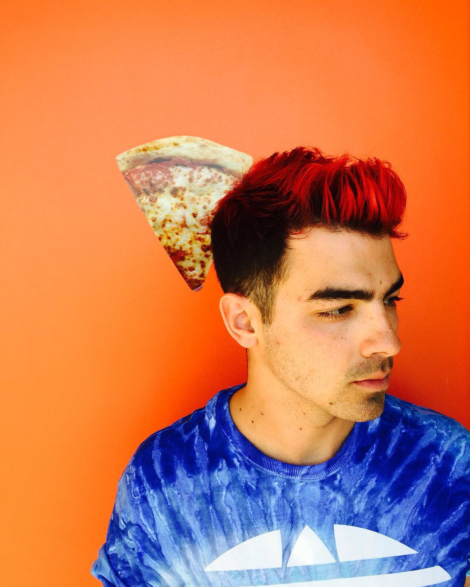 joejonas's tweet image. The morning after... #nationalpizzaday