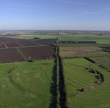 WakeHereward's tweet photo. @fallsover Useful link for #EarithBulwark John https://t.co/60wWWcbzfI #BelsarsHill is closeby re #Hereward https://t.co/QOMe1krJYQ
