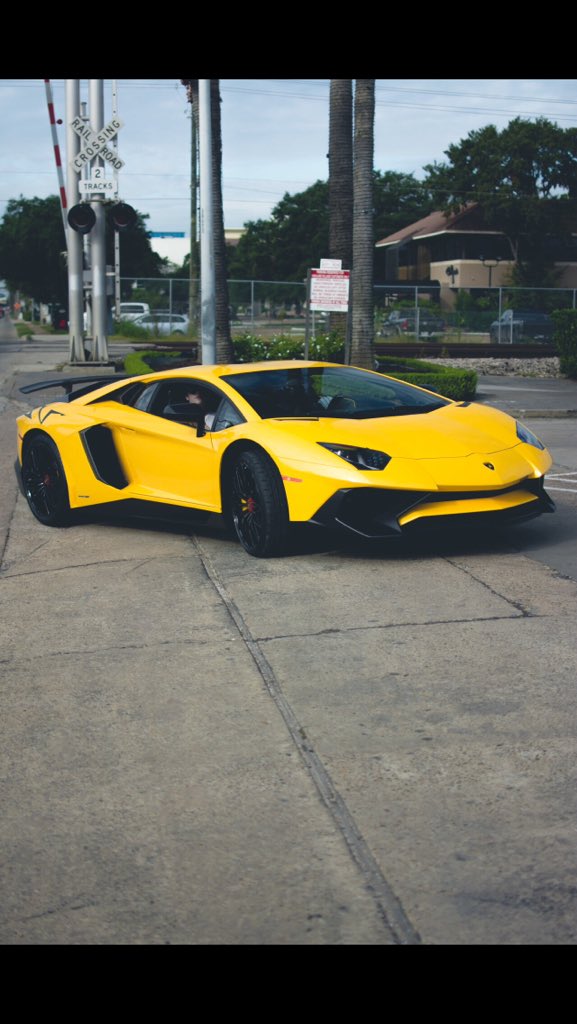 Yellow SV