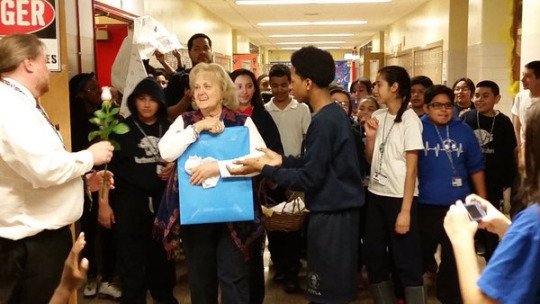 CPSuccessCHI's tweet photo. Much love 4 this veteran @northwest_ms &amp; @ChiPubSchools staffer! #cpsuccess
https://t.co/ULccoszadc
@ILRaiseYourHand https://t.co/ufsY31uQuI