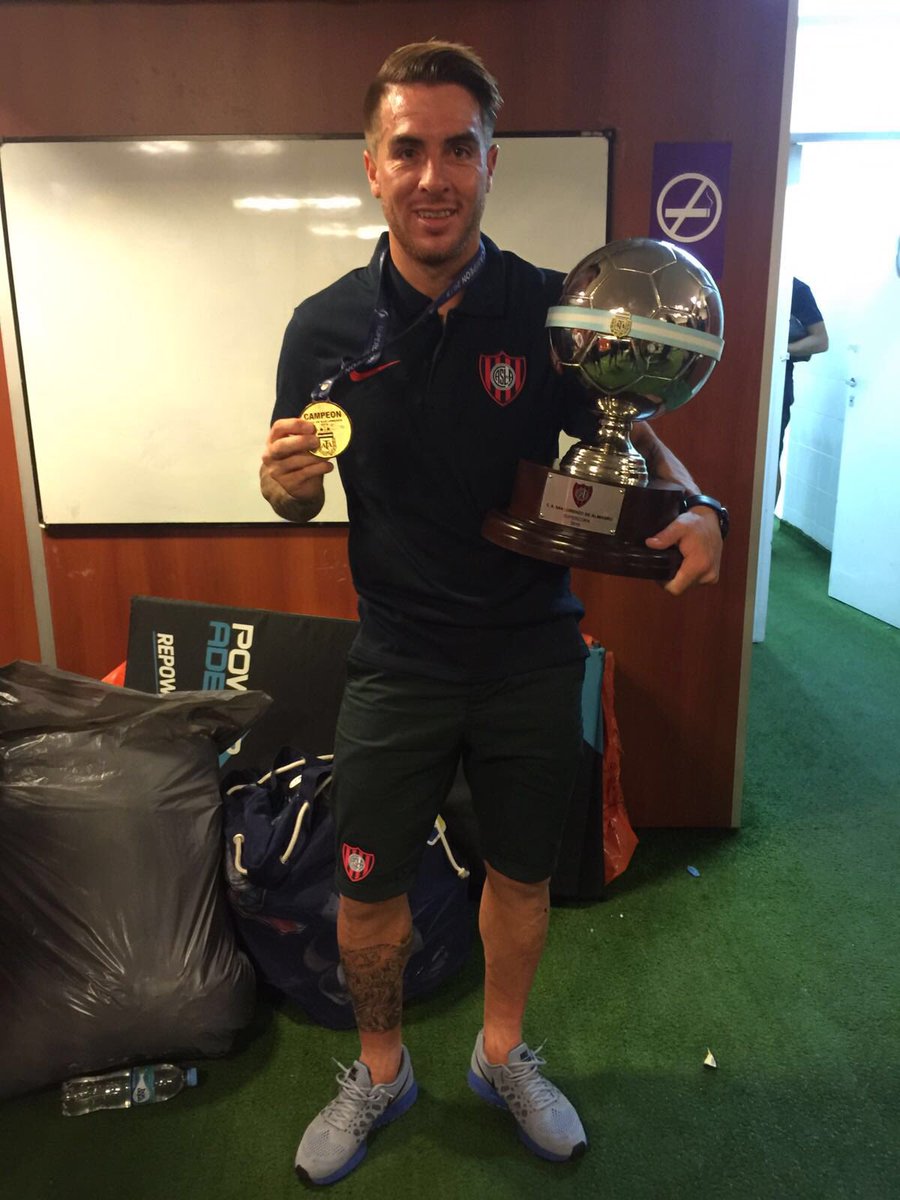 jabuffarini's tweet photo. Enorme alegría! Gracias x tanto apoyo... Dale campeón! #SanLorenzo https://t.co/4S1U6vHjWN