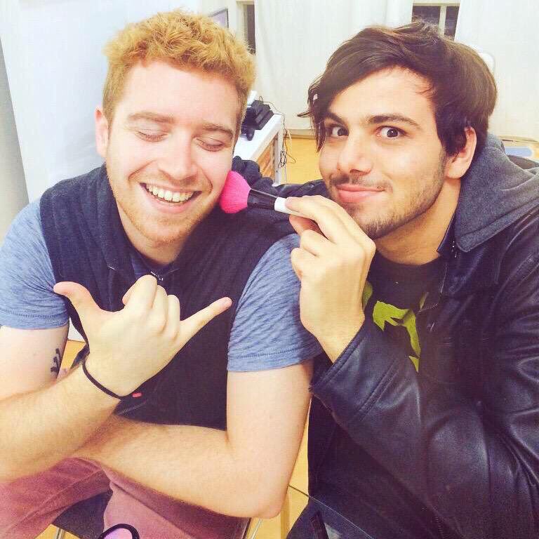 nvivosem's tweet photo. L3ddy https://t.co/NqpdFKmfhv