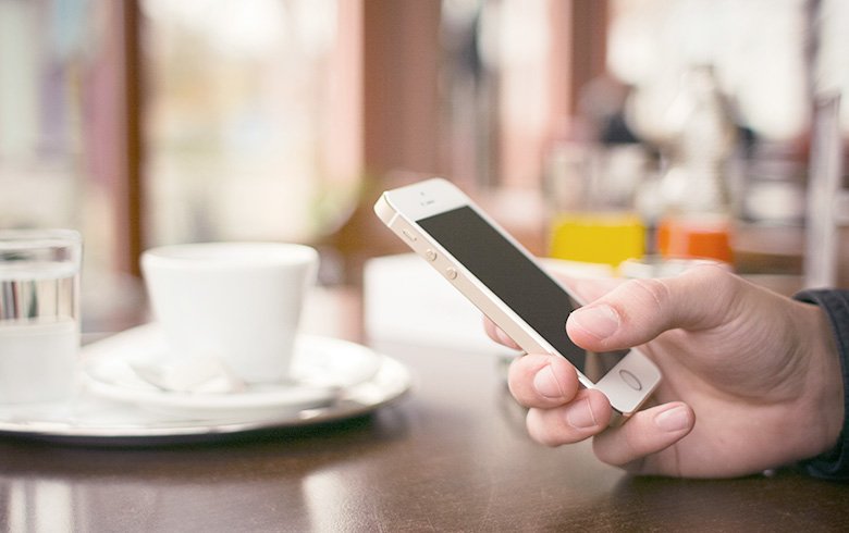 CarleyKnobloch's tweet photo. Worried about online privacy and security? You need to know about VPNs: https://t.co/lRHv1l7Tx3 https://t.co/4M23smwRcV