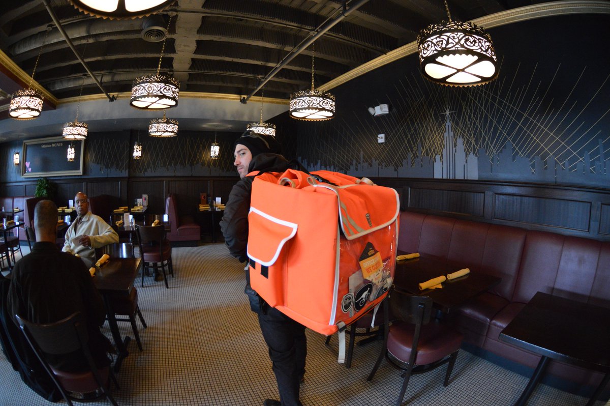 thecitysherpa's tweet photo. .@WeKnowDetroit  @foodjunky_DET now offers Delivery to the #DetroitCBD for Macabee's in Midtown. #hungry? https://t.co/bP9GqQjnxe