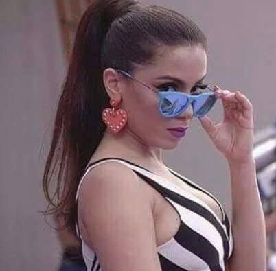 Tah_Macedo's tweet photo. Aquela hora em que a minha COLEGA falou que a Anitta é uma puta #VoteAnitta #KCA https://t.co/Vc3AudsKCb