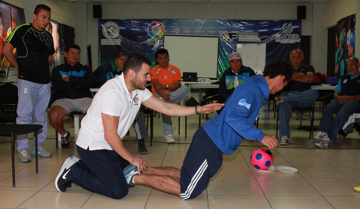 Trabajo de Rehabilitación y Prevención de lesiones.Formando con <a href="/IMDER_SS/">IMDER SAN SALVADOR</a>  <a href="/LaLiga/">LALIGA</a> futuros profesionales del deporte