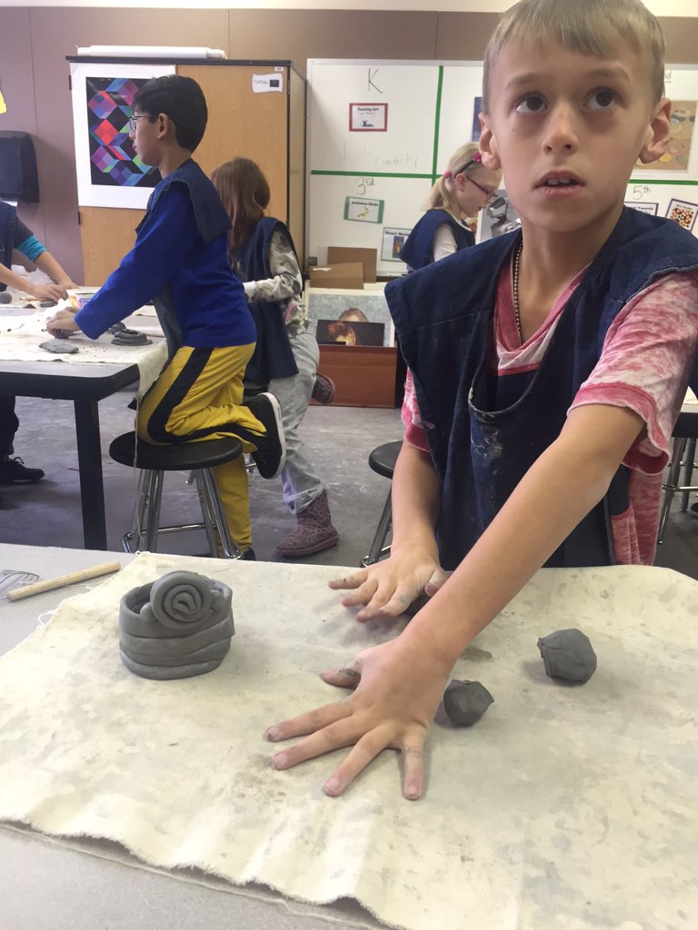 JCSD_WAEart's tweet photo. Art has been clay filled at Wallace!  This is what engagement looks like!  @JCSD_WAE https://t.co/sx9ENGZoVT