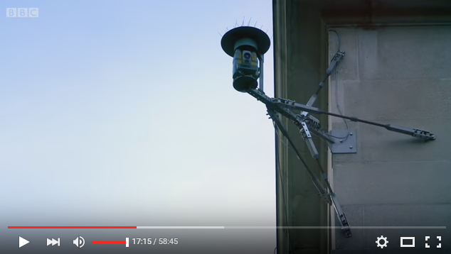 Watch how the Fifteen Billion Pound Railway protects buildings using a network of #Leica bit.ly/1Q8ivc8