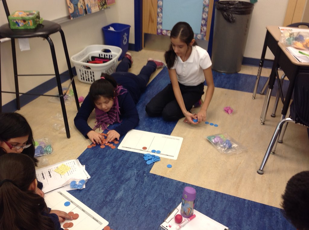 alliestaj's tweet photo. Hands on approach to learning about decimals and regrouping. #d83shine #roypride #roy4th #royschoolbulls https://t.co/ctNypQEdLB