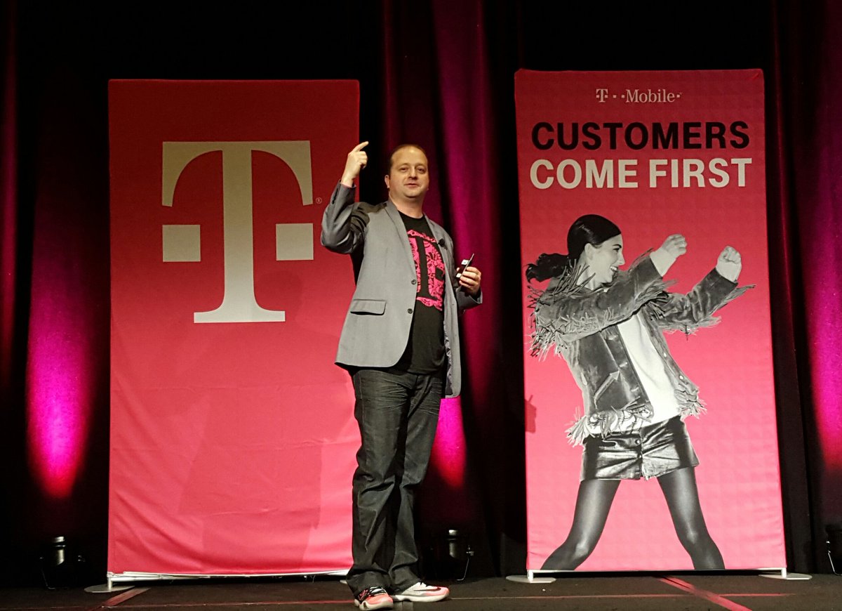 jlfalkenberg's tweet photo. @CurtisBills is #winning with our Partners @CallieField https://t.co/96dJ9Do0fj