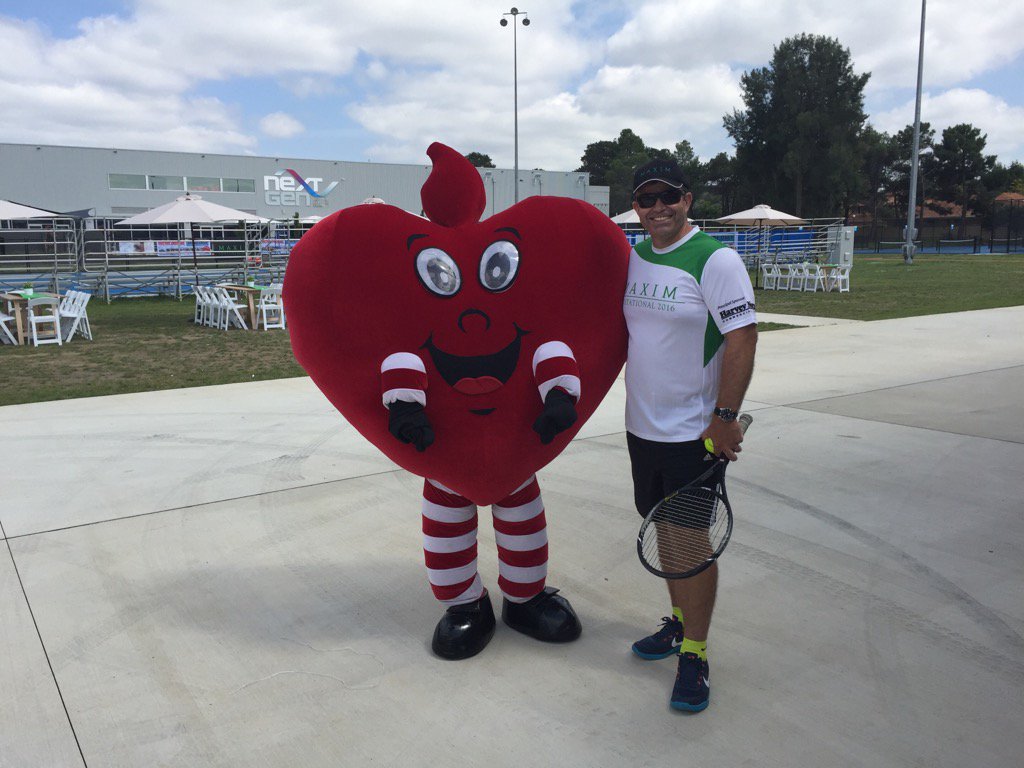 Getting ready to kick off the Maxim Invitational Charity Tournament raising money for the Heart Foundation #MI2016