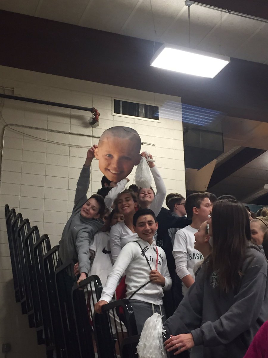 cms_deitrick's tweet photo. CMS 8th Boys fall to Albion in the nightcap, 30-26. Tremendous crowd at this year's Mustang bowl! https://t.co/K9Ce7xhN8A