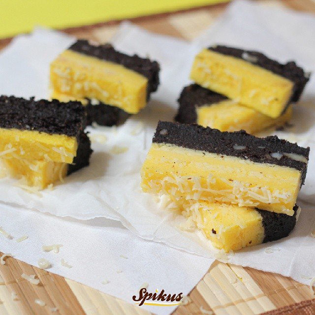 Pecinta kejuu mana suaranyaaaa? Nih ada Spiku kukusChoco Cheese buat nemenin hari-harimu ;)