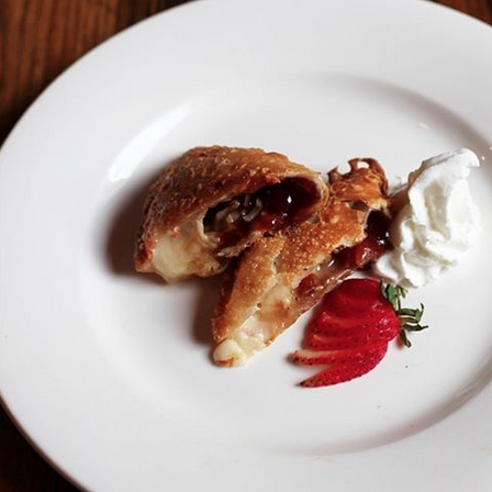 ElCoCoNY's tweet photo. Died and went to heaven. 🙌 #nyc #hungry #dessert #eatingnyc https://t.co/WTg6m5GsCd