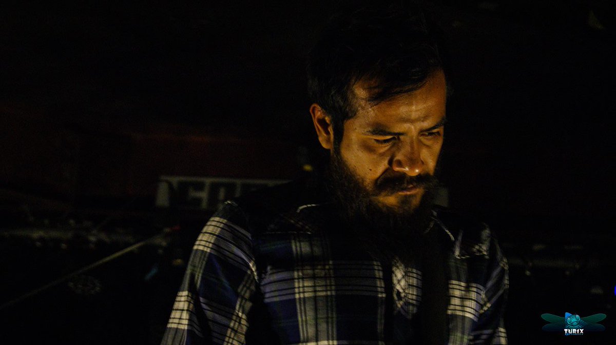 thethickbones's tweet photo. @thethickbones segundo aniversario @caraduramx foto @TurixMultimedia https://t.co/CfobCH2jWY