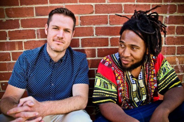 Our Music Video of the day is "Cachaça" by Man Made Mountain ft. Tom Scott. Check it out! music.theaureview.com/new/music-vide…