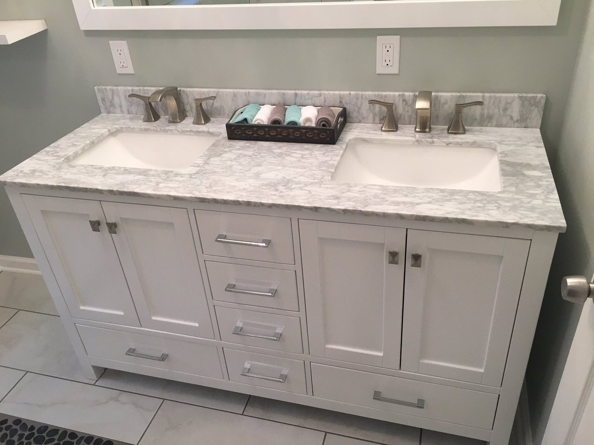ceograb's tweet photo. #construction #ingrainconstruction what do you think about this new vanity? https://t.co/vBAl0kekZZ