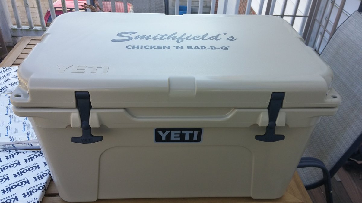 @tsywake (@tsywake) on Twitter photo Big thanks to <a href="/DavidGlennShow/">David Glenn Show</a> <a href="/BigTailgateTour/">The Big Tailgate Tour</a> for the new tailgate accessory. #grassyknolltailgate Big thanks to <a href="/DavidGlennShow/">David Glenn Show</a> <a href="/BigTailgateTour/">The Big Tailgate Tour</a> for the new tailgate accessory. #grassyknolltailgate
