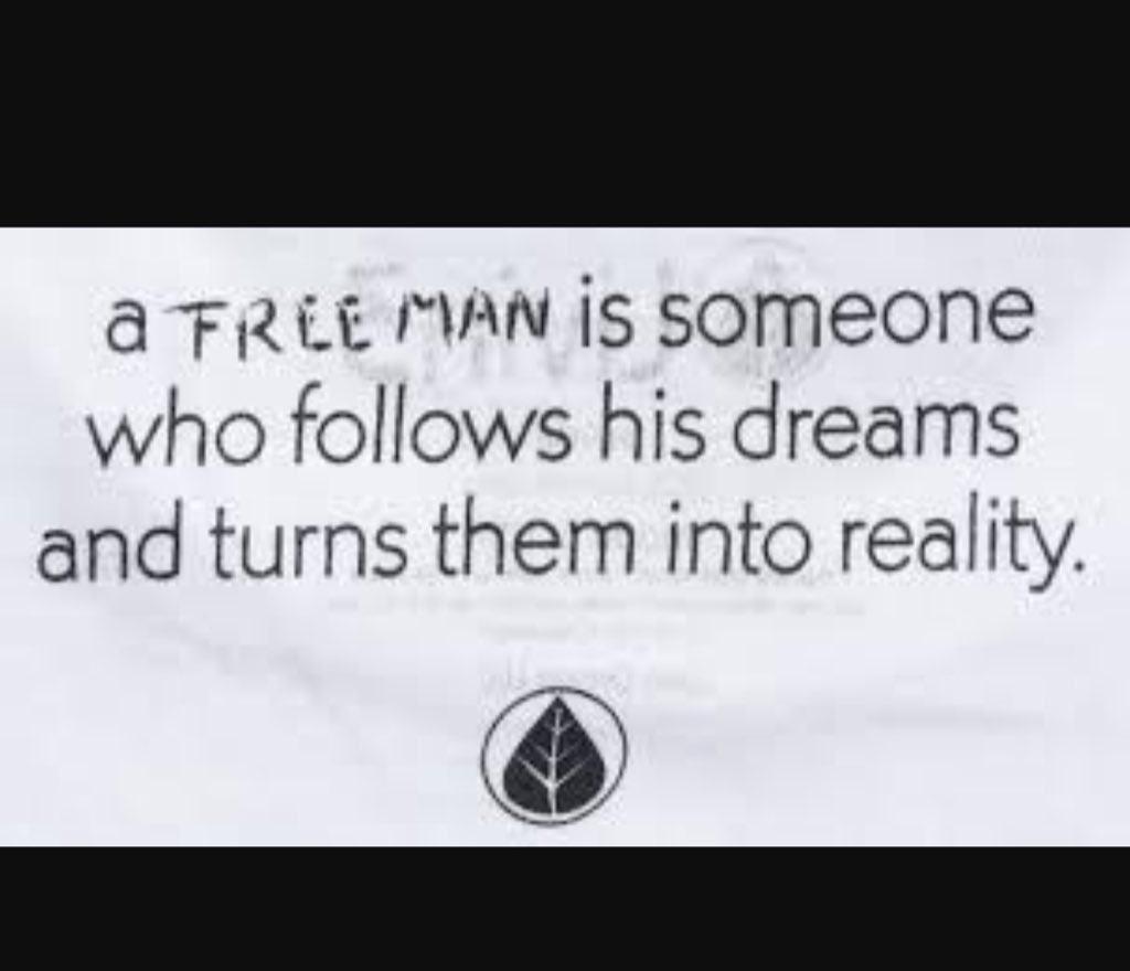 Lowkey_Wifey's tweet photo. It feels so great to be free!!!!!! Time to live my life and do the things I want to do now #FreeAtLast https://t.co/P1LisWbHEb
