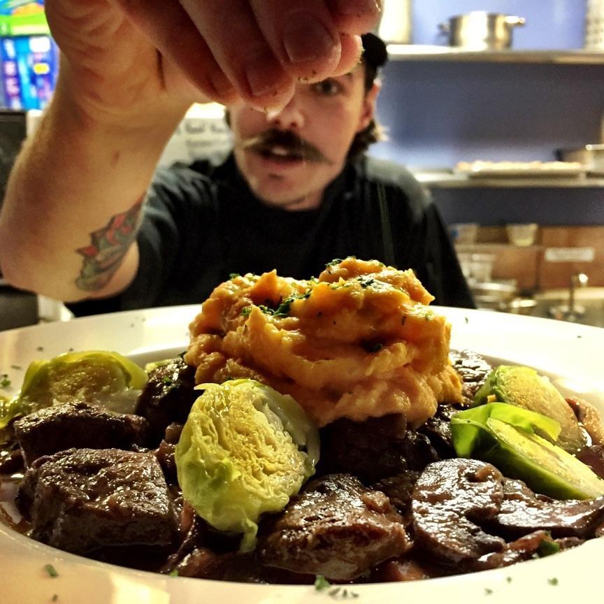PcolaVault's tweet photo. Beef Bourguinon over roasted carrot mash. @cwgilroy putting in work https://t.co/MoWJMKBIOA