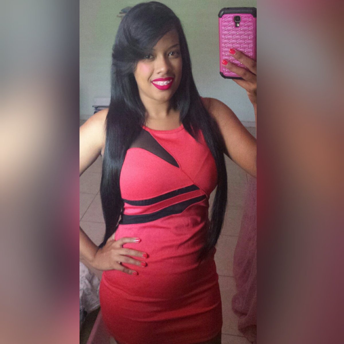 TheSweetNathaly's tweet photo. Mi papi + Mi mami - Un condón = A esta belleza 😊 😉 https://t.co/eoGF8KyVAI
