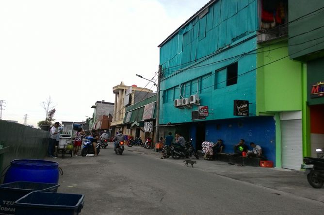 Warga Kalijodo Ancam Kerahkan Preman goo.gl/2gEDQy