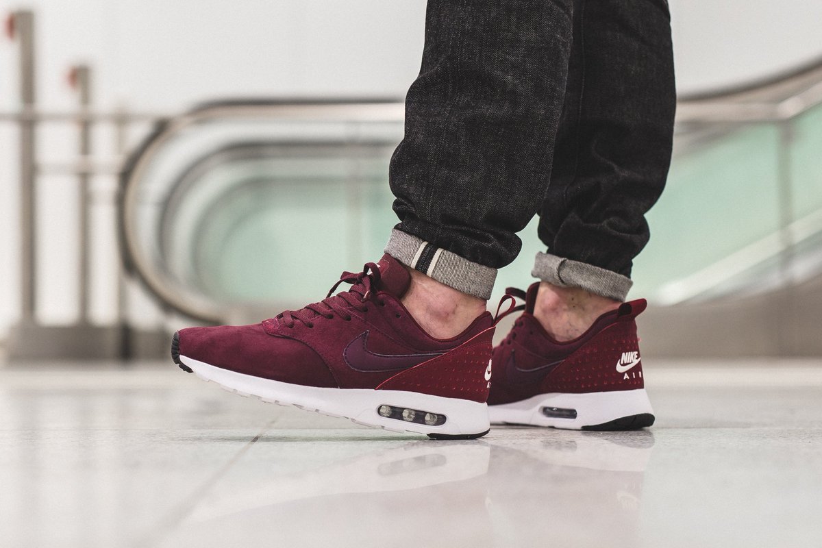 nike air max tavas burgundy