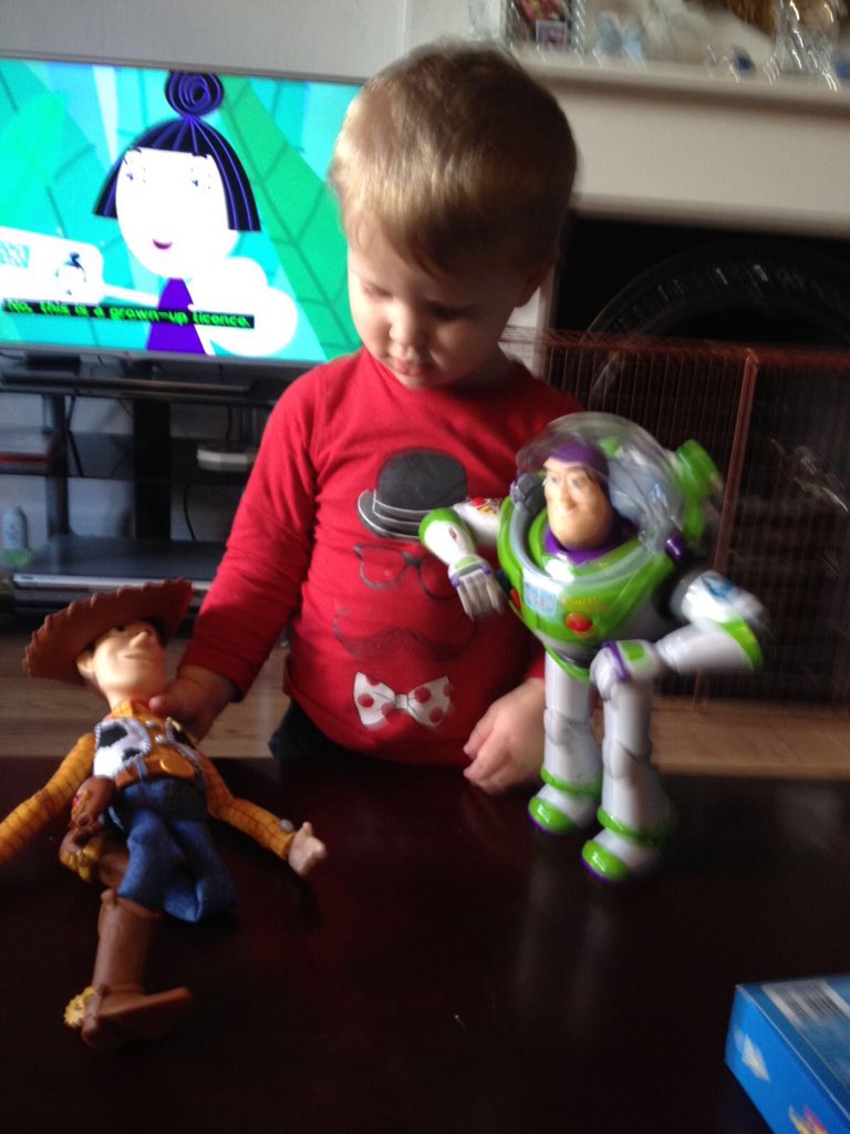 jackjack11w's tweet photo. My new rootin tootin birthday toys! https://t.co/uXpwFZ7Vos