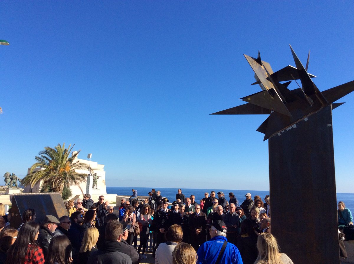 rtf_sr's tweet photo. Opening Parc01
https://t.co/OIlu0aYZdP https://t.co/VxSj6c2hxj