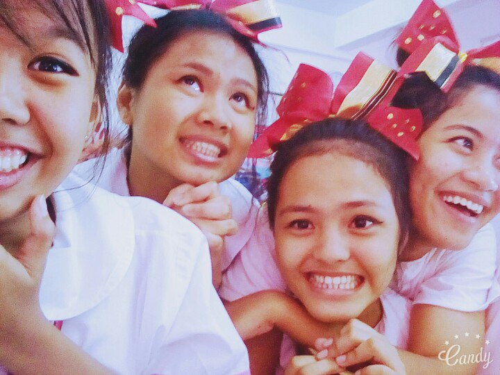 hobimyloves's tweet photo. Cheergirls ∩__∩ https://t.co/x9kHnu6bvt